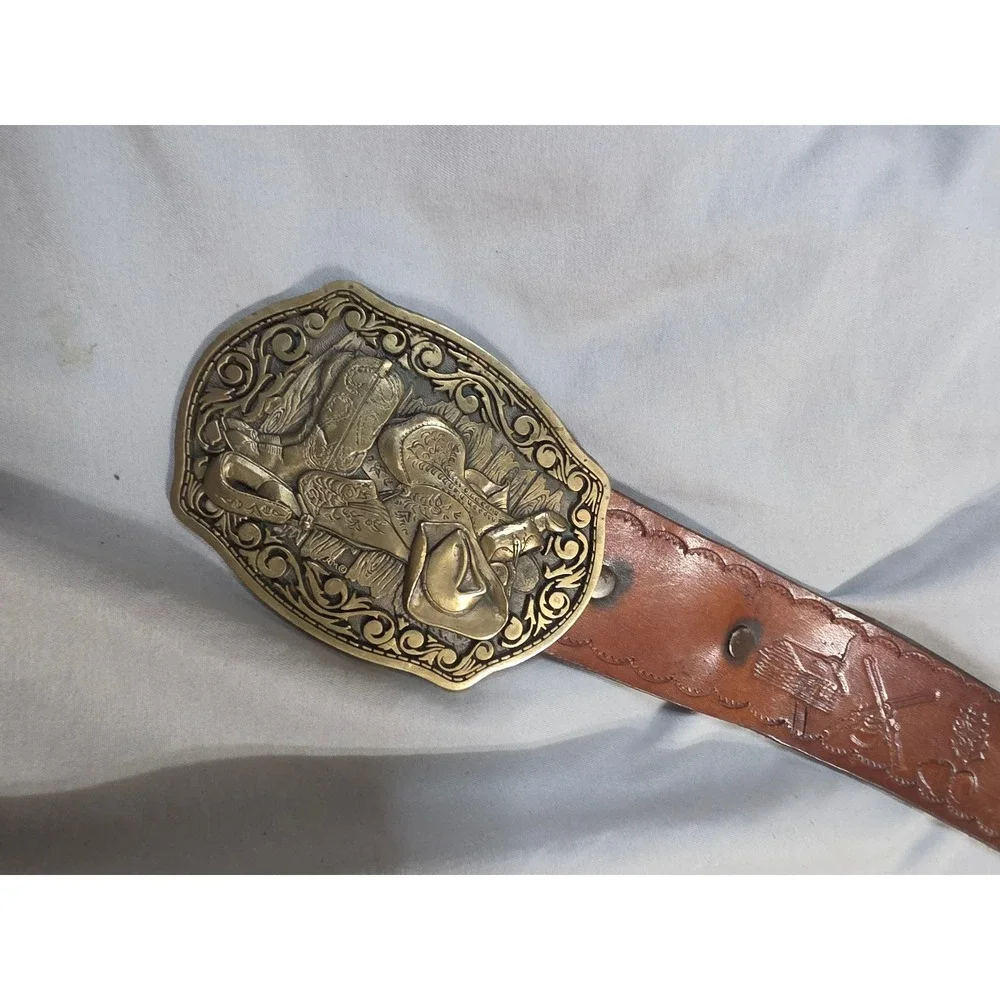 Vintage Award Design Medals Solid Brass Cowboy Buckle Hand Tooled Leather Belt